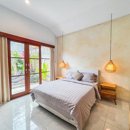 Island Boy Guesthouse T Prime Location In Canggu Exterior photo